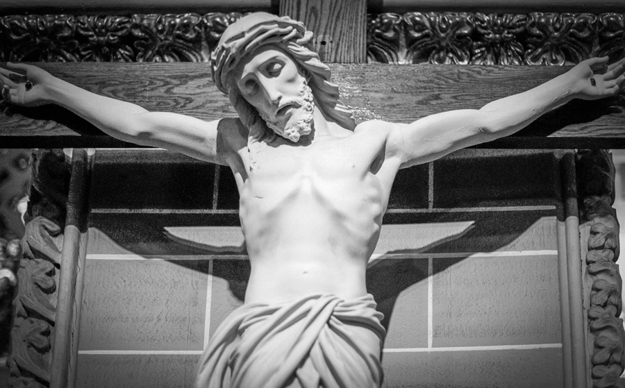 Christ on Cross (St. Peter's Church, Rome, NY). Photo by Francis DiClemente.